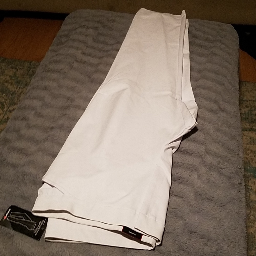 Avenue White Pants
